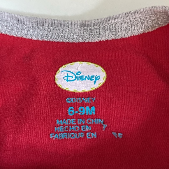Disney 6-9 mths NWOT long sleeve onesie red with Mickey on front - Picture 5 of 6